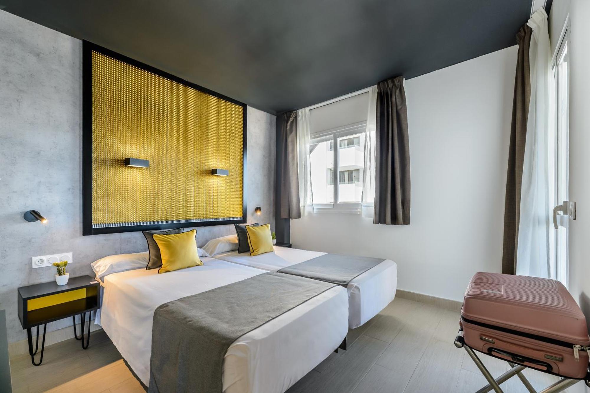 Apartamentos Vibra Jabeque Dreams อิบิซาทาวน์ ภายนอก รูปภาพ